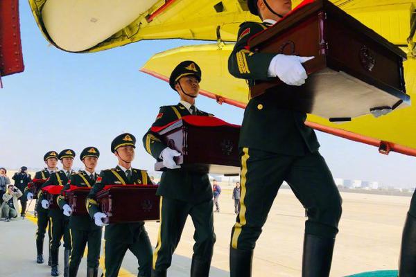 《美人如廝》by如意免費(fèi)閱讀