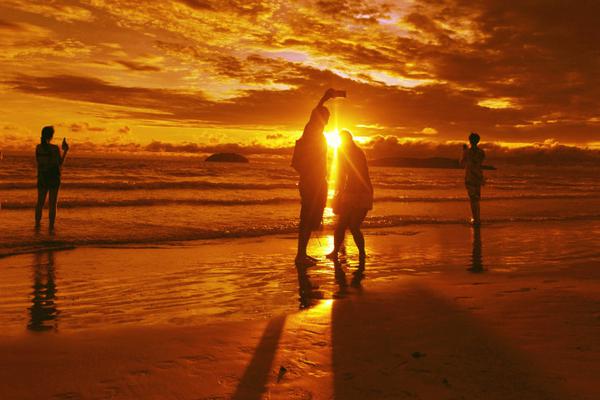 英雄志精校版TXT下載