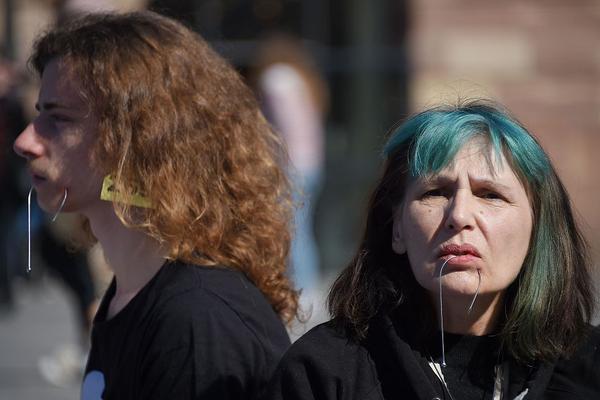 已婚男主總裁頻繁出軌小說(shuō)