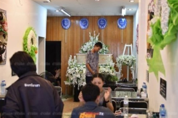 《皮囊》by潭石講的什么