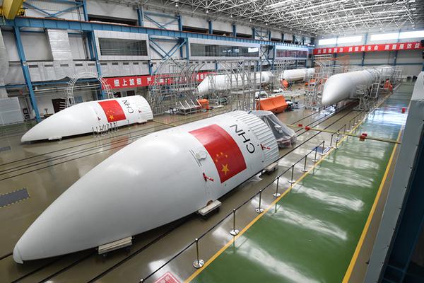 追夢男孩by愛吃草莓小說在線閱讀